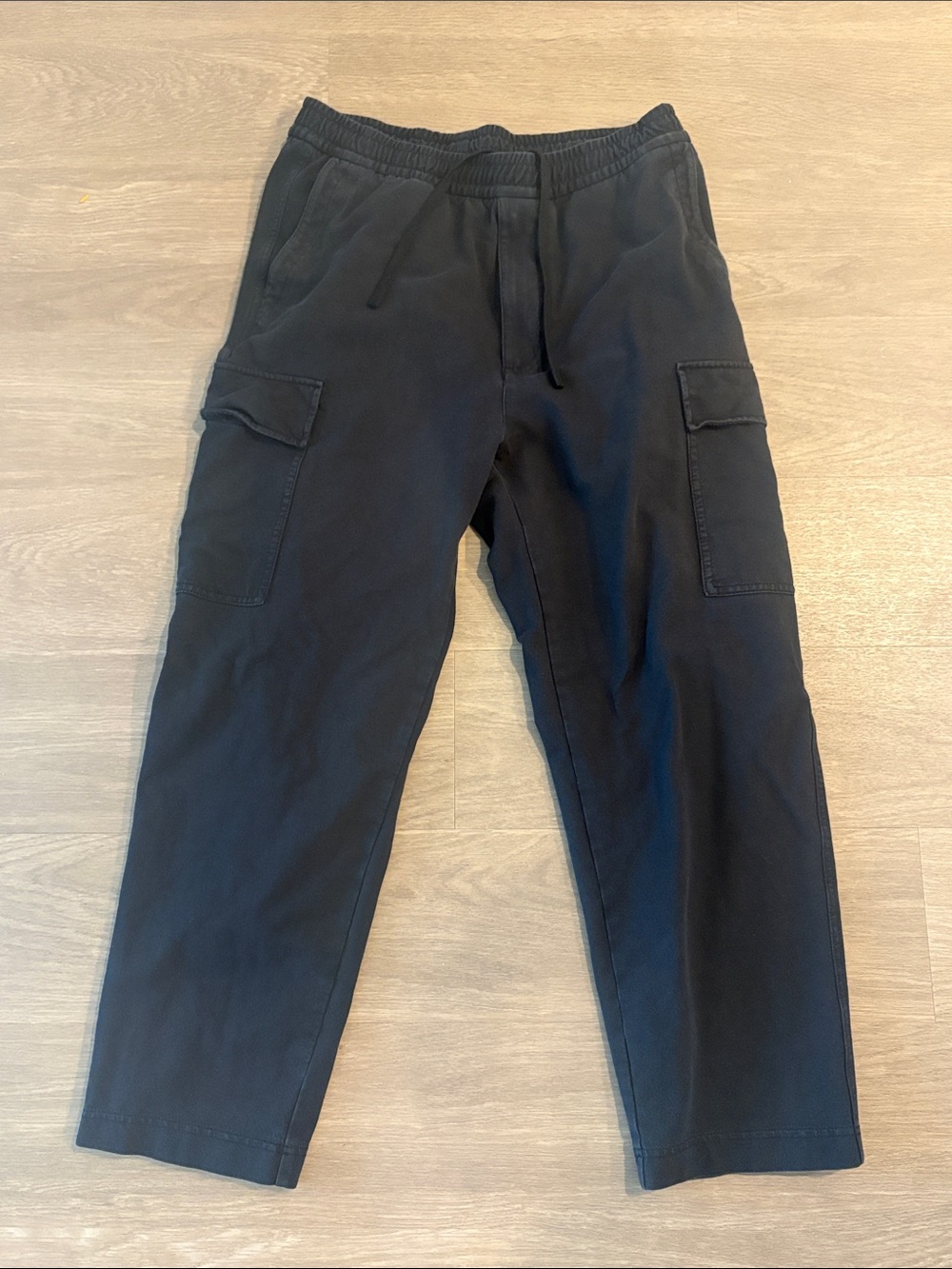 Uniqlo Black Cargo Pants with Drawstring Waist